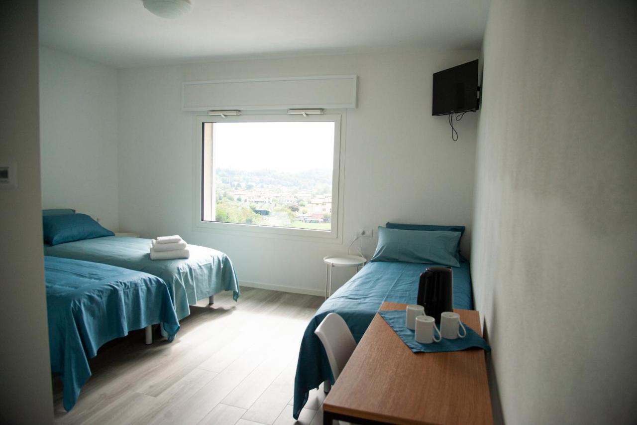 Casa Vittoria Guest House 罗马诺德恩佐利诺 外观 照片