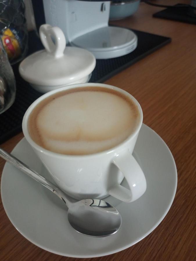 Casa Vittoria Guest House 罗马诺德恩佐利诺 外观 照片