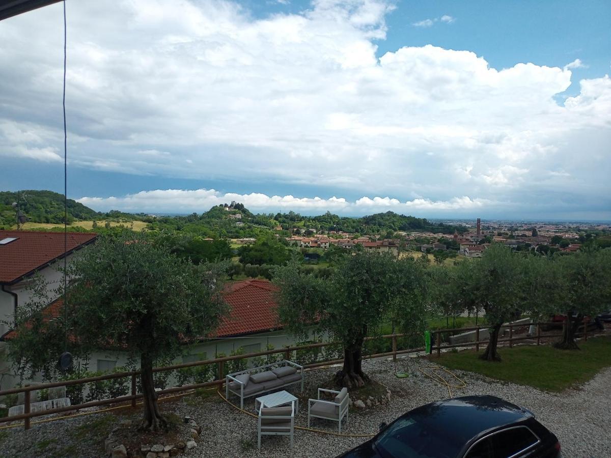Casa Vittoria Guest House 罗马诺德恩佐利诺 外观 照片