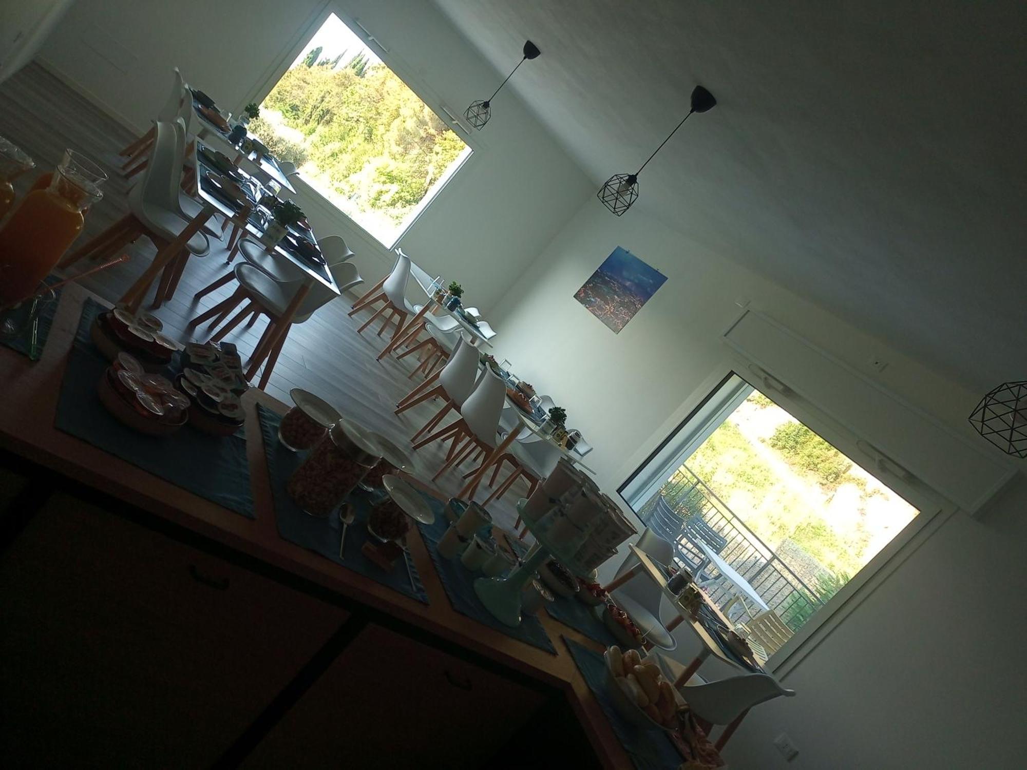Casa Vittoria Guest House 罗马诺德恩佐利诺 外观 照片